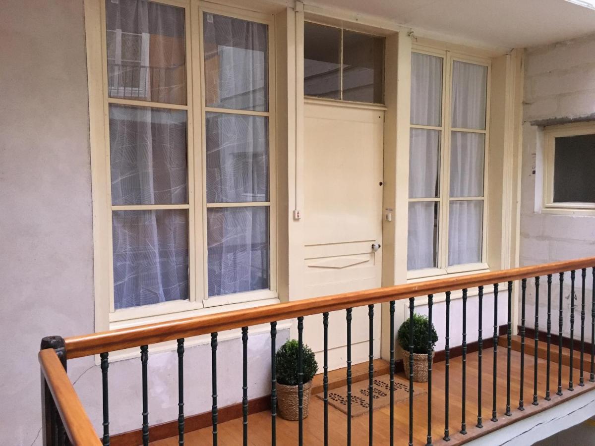 Grands De Charme: Peaceful Garden Retreat In Arbois